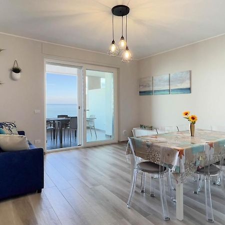 Wepuglia - Dimora Adriatica Apartment Monopoli Exterior foto