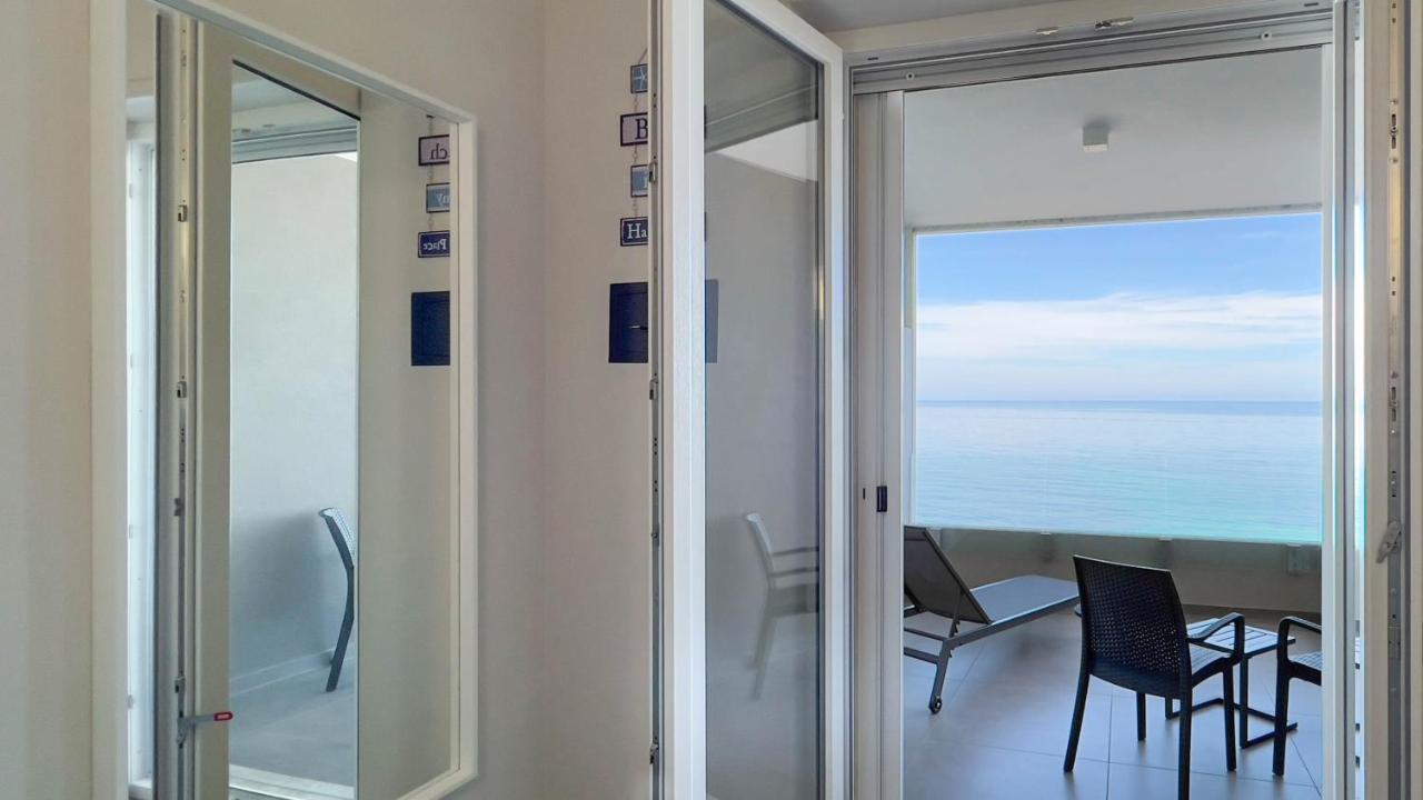Wepuglia - Dimora Adriatica Apartment Monopoli Exterior foto
