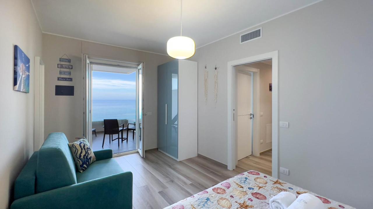 Wepuglia - Dimora Adriatica Apartment Monopoli Exterior foto